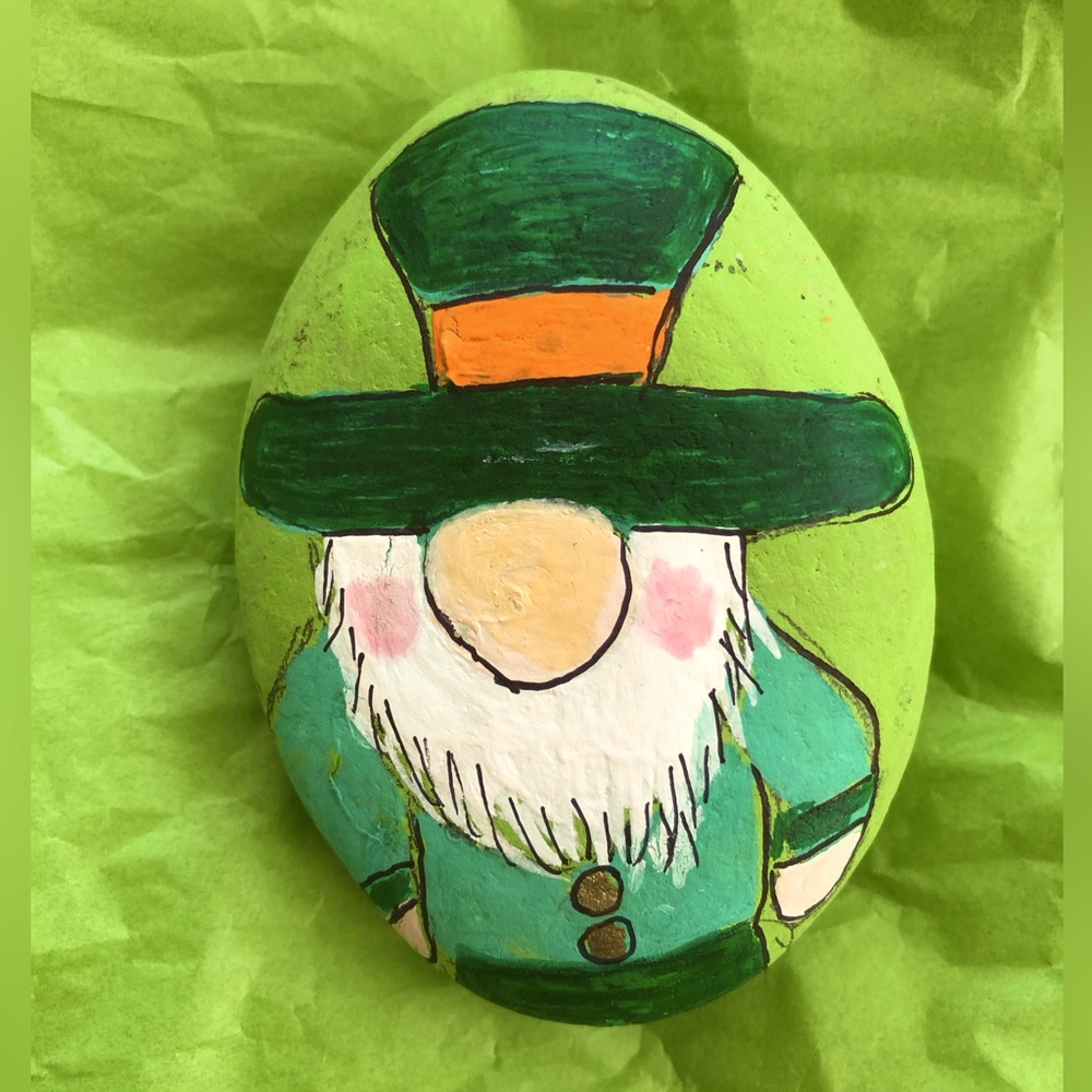 TOP OF THE MORNING ST. PATRICKS  DAY HAND PAINTED ROCK